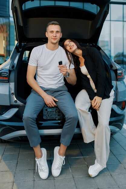 Интерьер и комфорт внутри трехдверного Kia Picanto