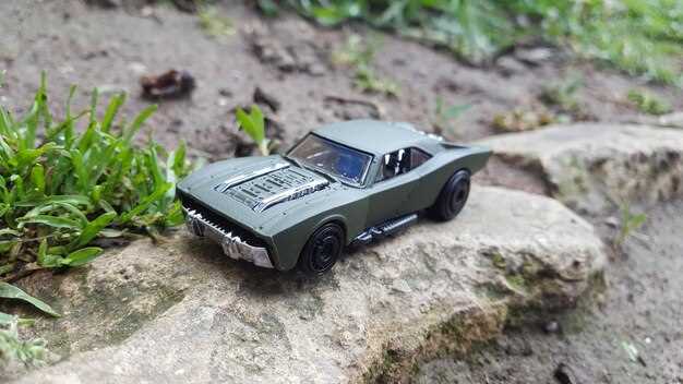 Триединство. Тест-драйв Jensen Interceptor